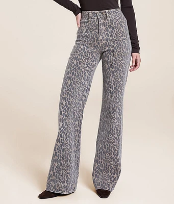 HIDDEN Happi Cheetah Flare Stretch Jean