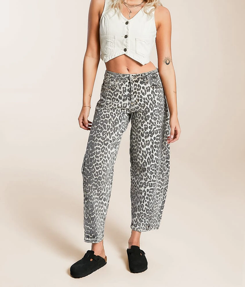 Kan Can Horseshoe Cheetah Print Stretch Jean