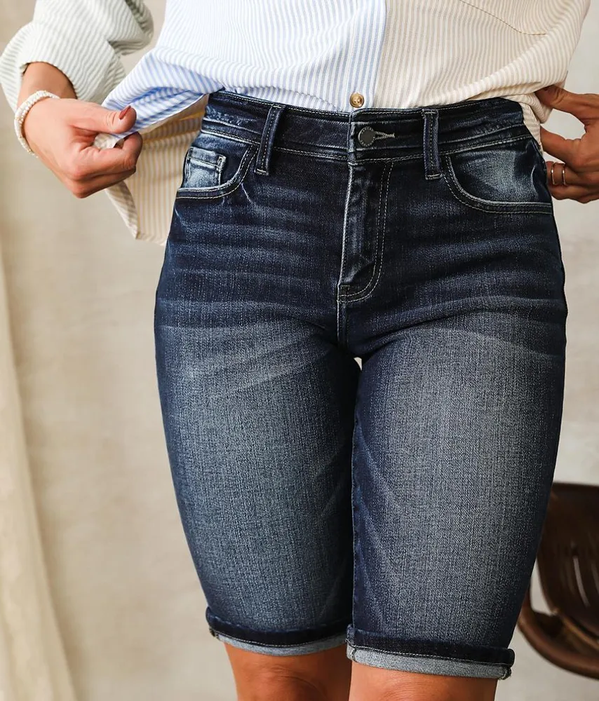 Mid-Rise Bermuda Stretch Short