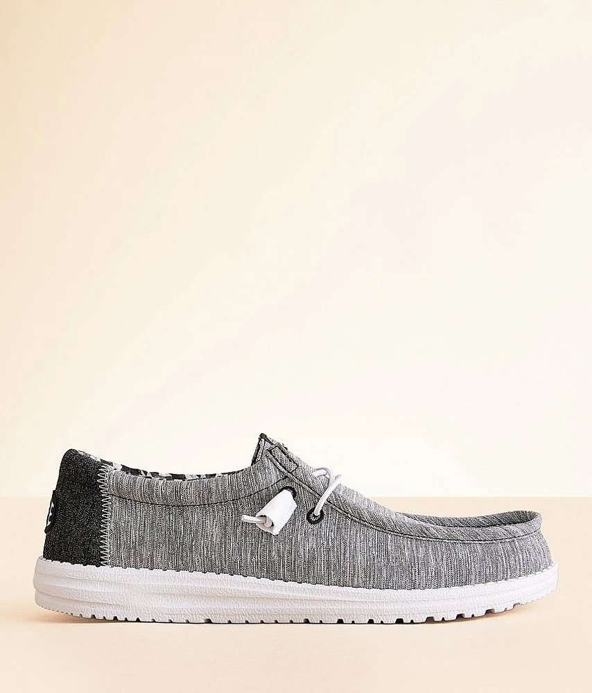 Wally Newspaper Shoe