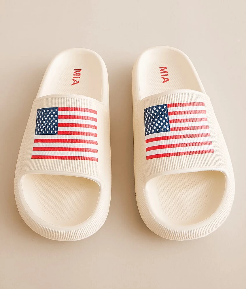 Mia Arizonna Flag Slide
