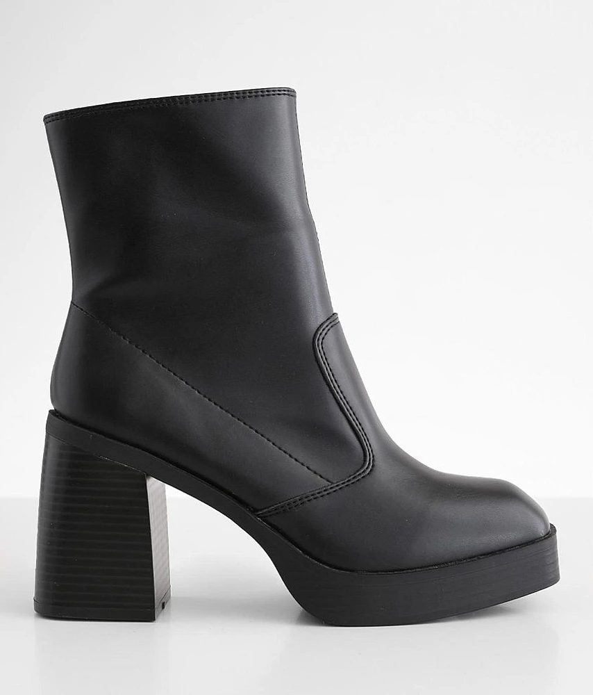 Mia Odie Platform Ankle Boot