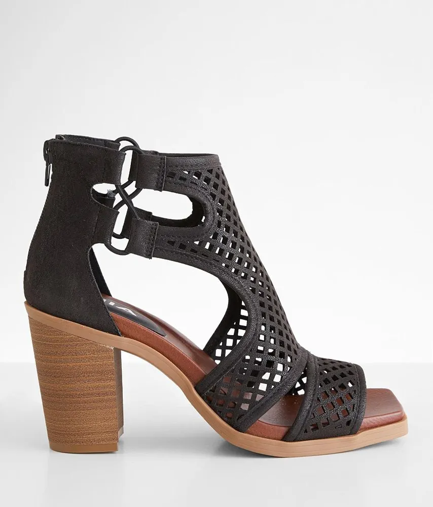 Sharla Heeled Sandal