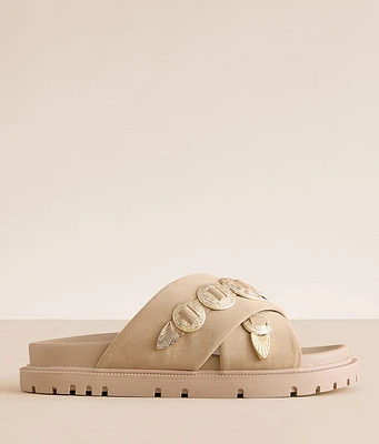 Mia Embossed Metal Western Sandal