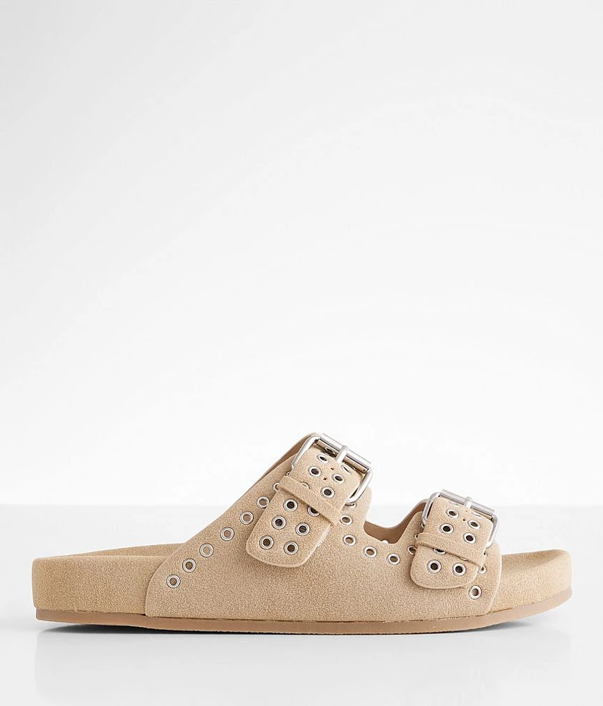 Bryelle Grommet Sandal