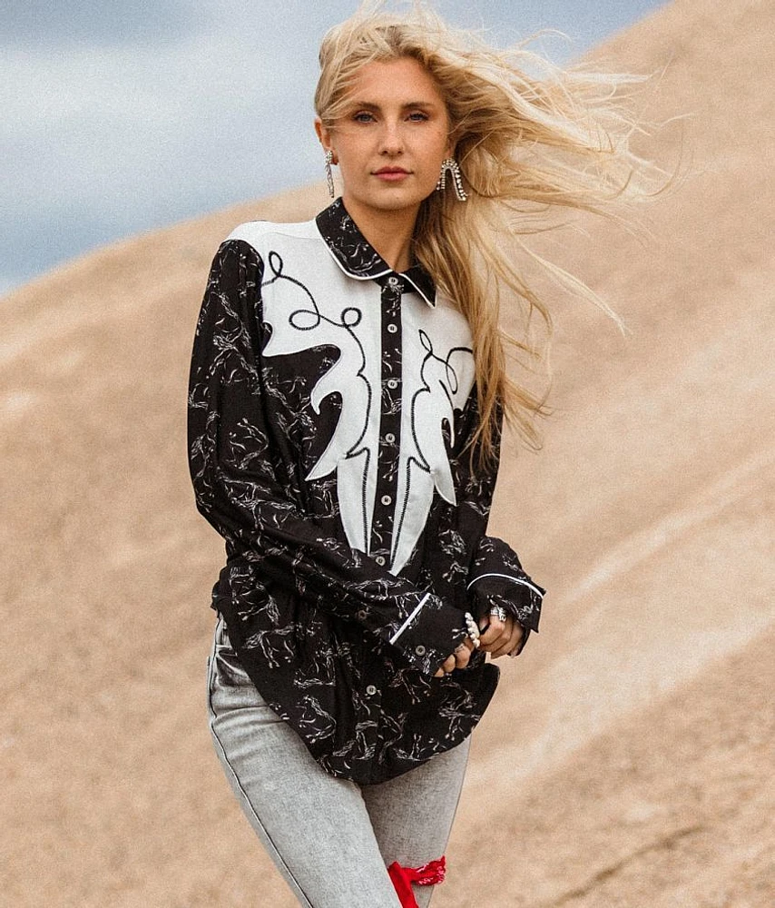Embroidered Knit Blouse