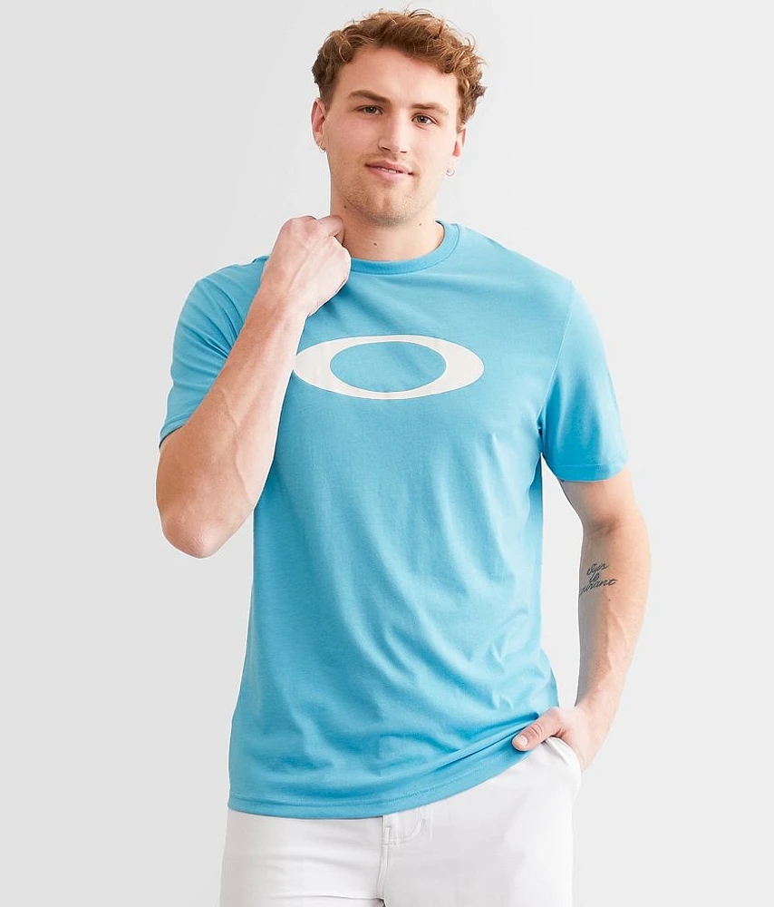 O Bold Ellipse Hydrolix™ T-Shirt