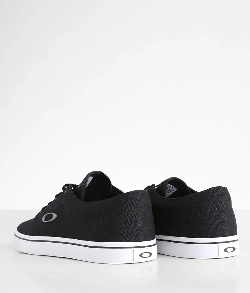 Split Sneaker