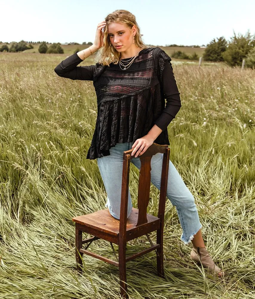 Gimmicks Tiered Lace Top