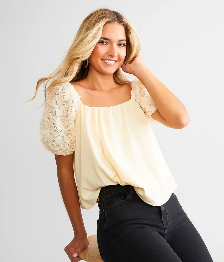 Rosette Puff Sleeve Top