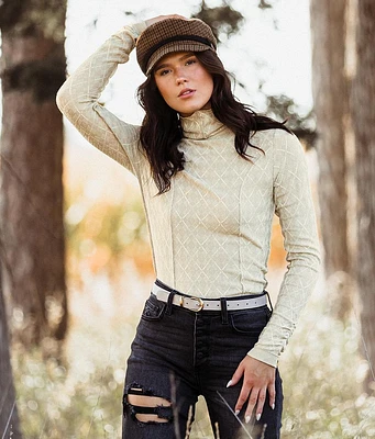 Gimmicks Jacquard Raw Edge Top