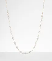 boutique by BKE Dainty Flower Necklace