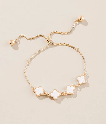 boutique by BKE Mother Of Pearl Clover Bracelet