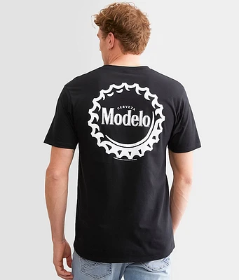 tee luv Modelo Bottle Cap T-Shirt