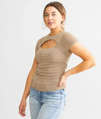 red by BKE Slinky Cut-Out Top