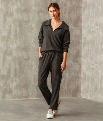 Buckle Black Tapered Pant