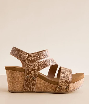 Very G Casper Tooled Wedge Sandal
