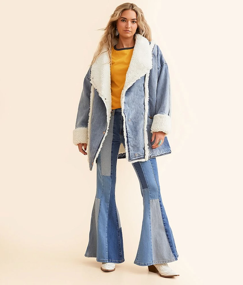 Lainey Wilson The Iconic Jacket