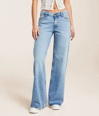 Wrangler Specialty Low Rise Baggy Stretch Jean