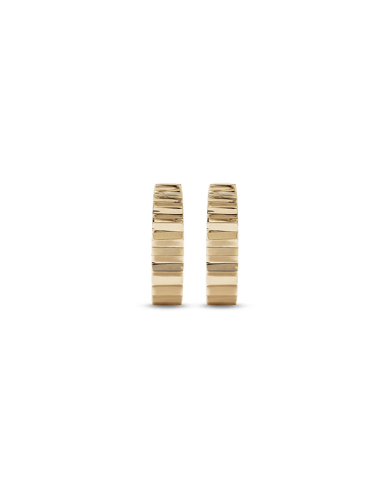 Ribbed Huggie Hoop Earrings in 10kt White Gold