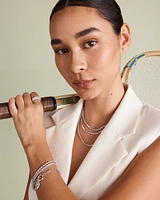 Collier de tennis de 6,00 carats au total, serti dans de l'or blanc 18 carats