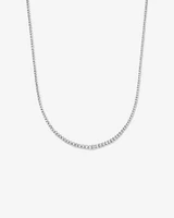 Collier de tennis de 6,00 carats au total, serti dans de l'or blanc 18 carats