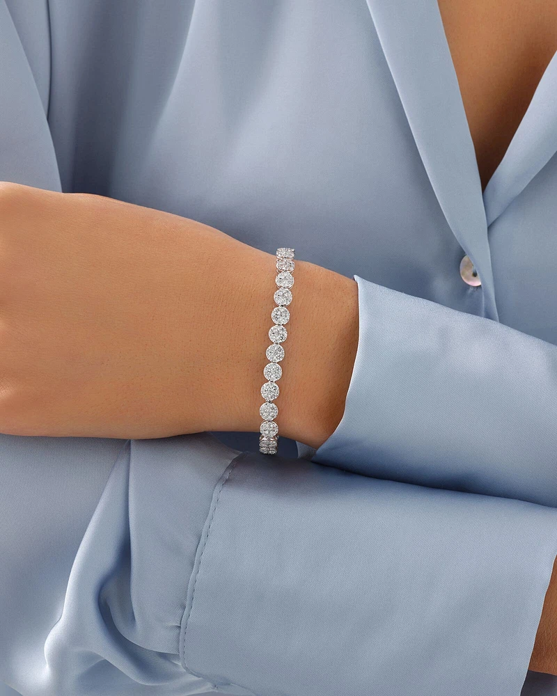 Bracelet de tennis en grappe de 9 diamants de 5,02 carats TW en or blanc 14 ct