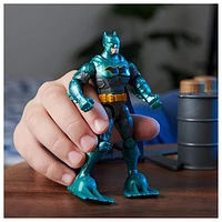 DC Comics, Gotham City Harbor Chaos Playset 4-inch Batman, Aquaman, King Shark Action Figures