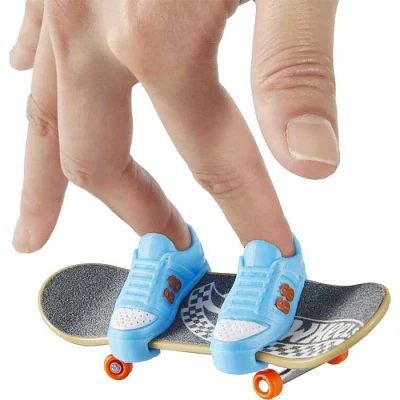 Mattel Hot Wheels Skate Tony Hawk Fingerboard Shoes Collector Assorted (Random Pick)
