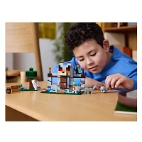 LEGO Minecraft The Wolf Stronghold Building Set 312 Pieces