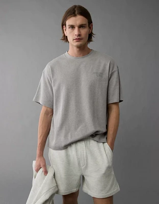 AE 24/7 Boxy Graphic T-Shirt
