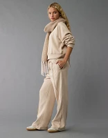 AE Everyday Luxe Wide-Leg Sweatpant