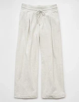 AE Fleece Wide-Leg Sweatpant Trouser