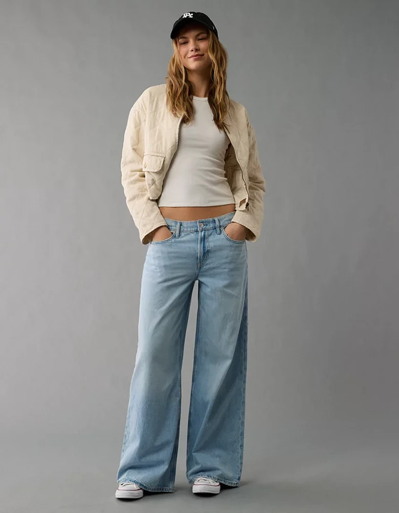 AE Strigid Low-Rise Ultra Wide-Leg Jean