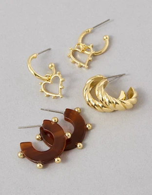 Lot de trois paires de boucles d’oreilles à clous décoratifs en résine AEO