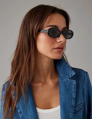 Lunettes de soleil ovales noires AE