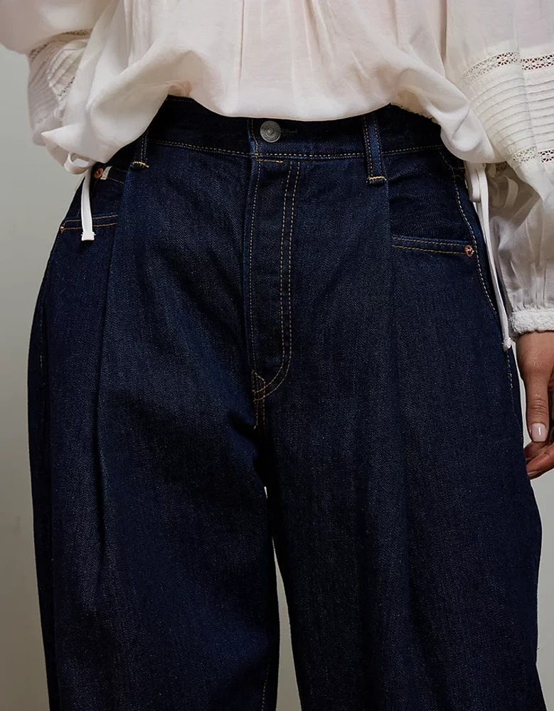 AE77 Premium Pleated Barrel Jean