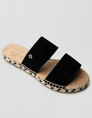 Minnetonka Poppie Sandal