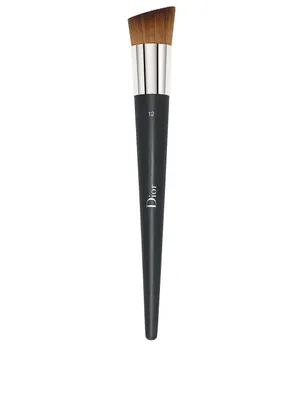 Fluid Foundation Brush n°12 – Full Coverage