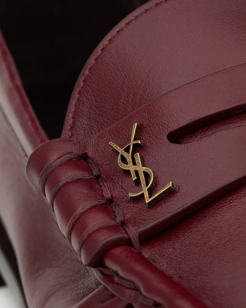 LE LOAFER supple smooth leather