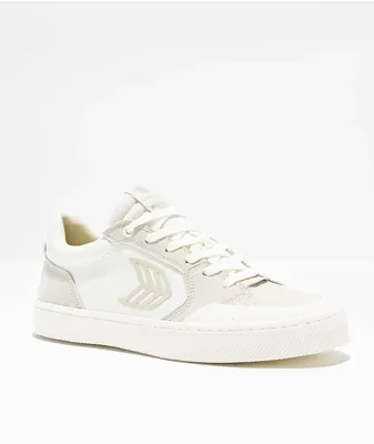 Cariuma Vallely Pro White & Tan Skate Shoes
