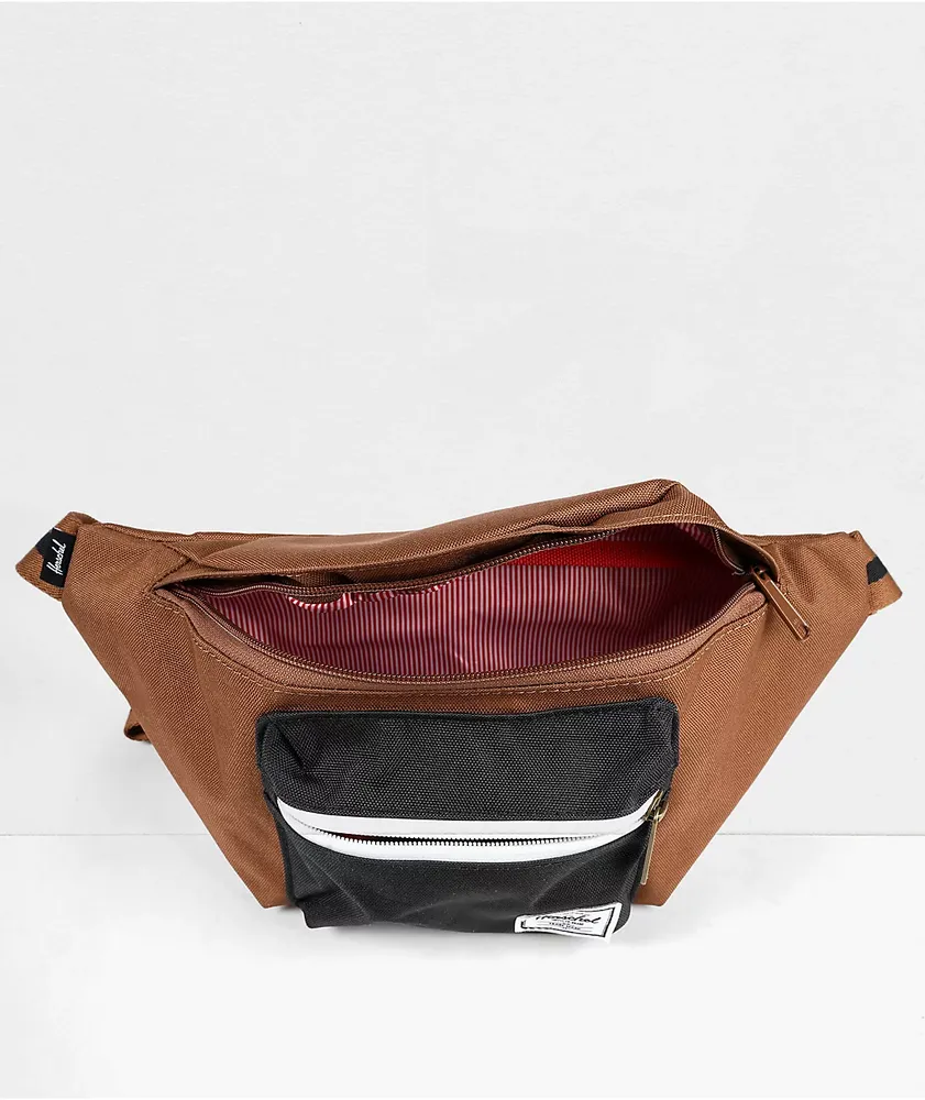 Herschel Supply Co. Seventeen Saddle & Black Fanny Pack