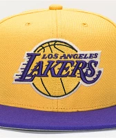 Mitchell & Ness x NBA Lakers Glow Gold Snapback Hat