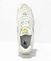 New Balance Lifestyle 725 Sea Salt, White & Gum Shoes