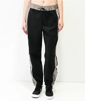 Nike Sportswear Essential Black & Grey Fleece Sweatpants