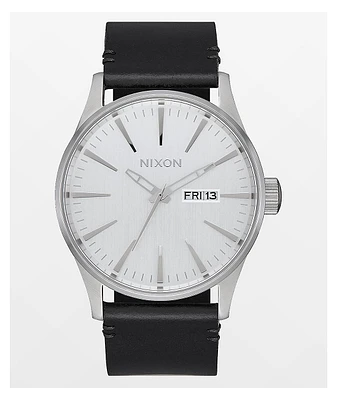 Nixon Sentry Leather All-Silver & Black Analog Watch