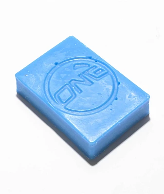 One Ball 4WD Cold Snowboard Wax 2023