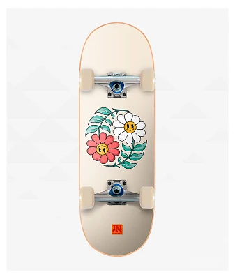 Tricks Kids Yin Yang Flowers 7.87" Skateboard Complete