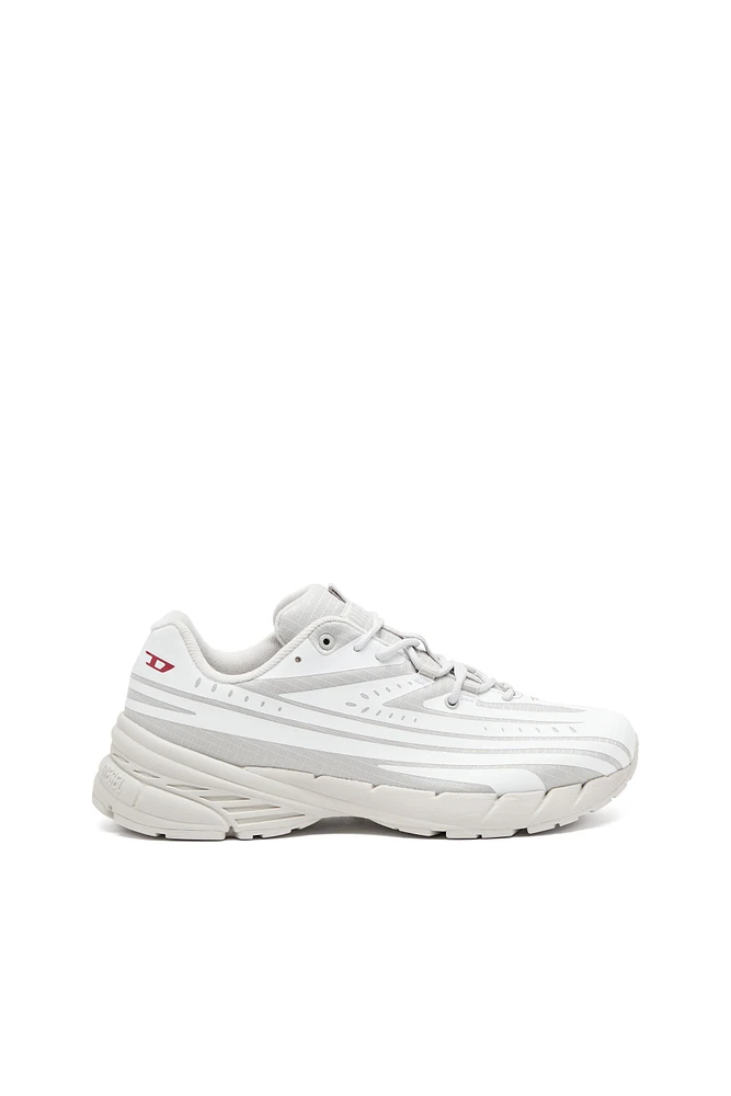 D-AIRSPEED LOW W