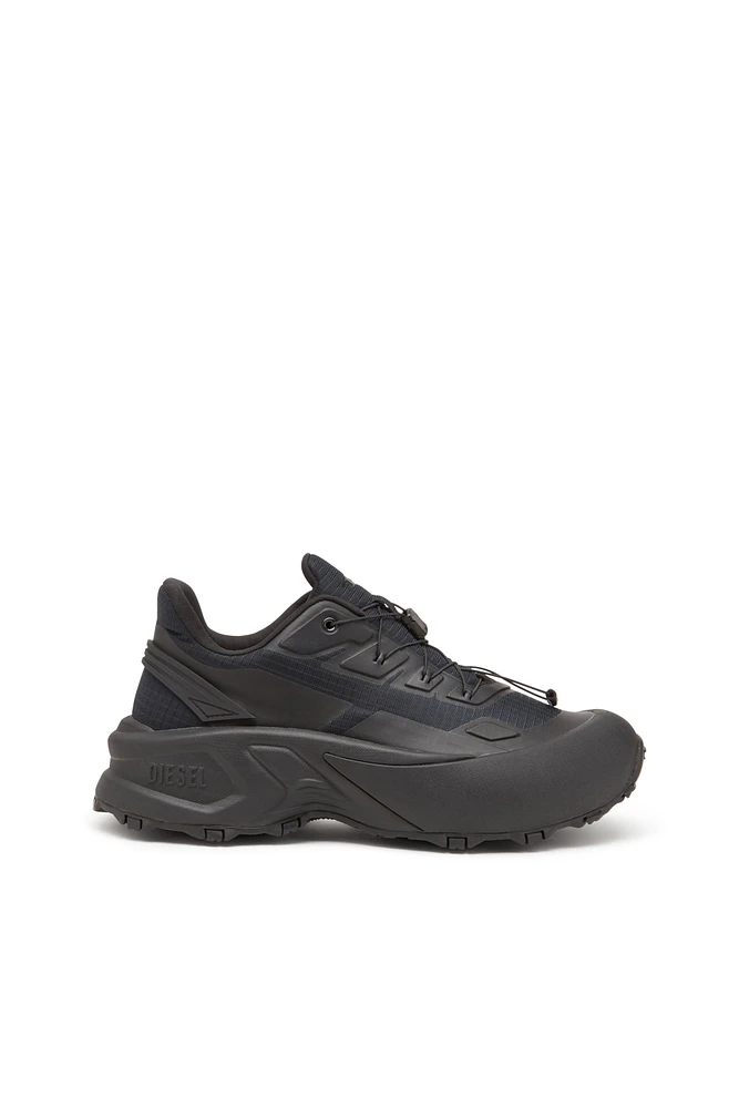 D-CAGE RUNNER